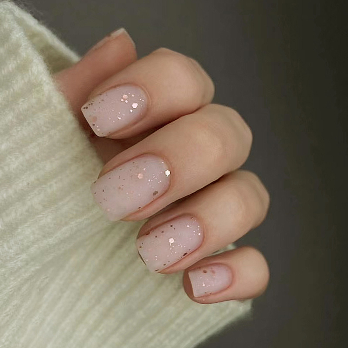 Nail Art Gliter - 24 pieces of medium square frosted