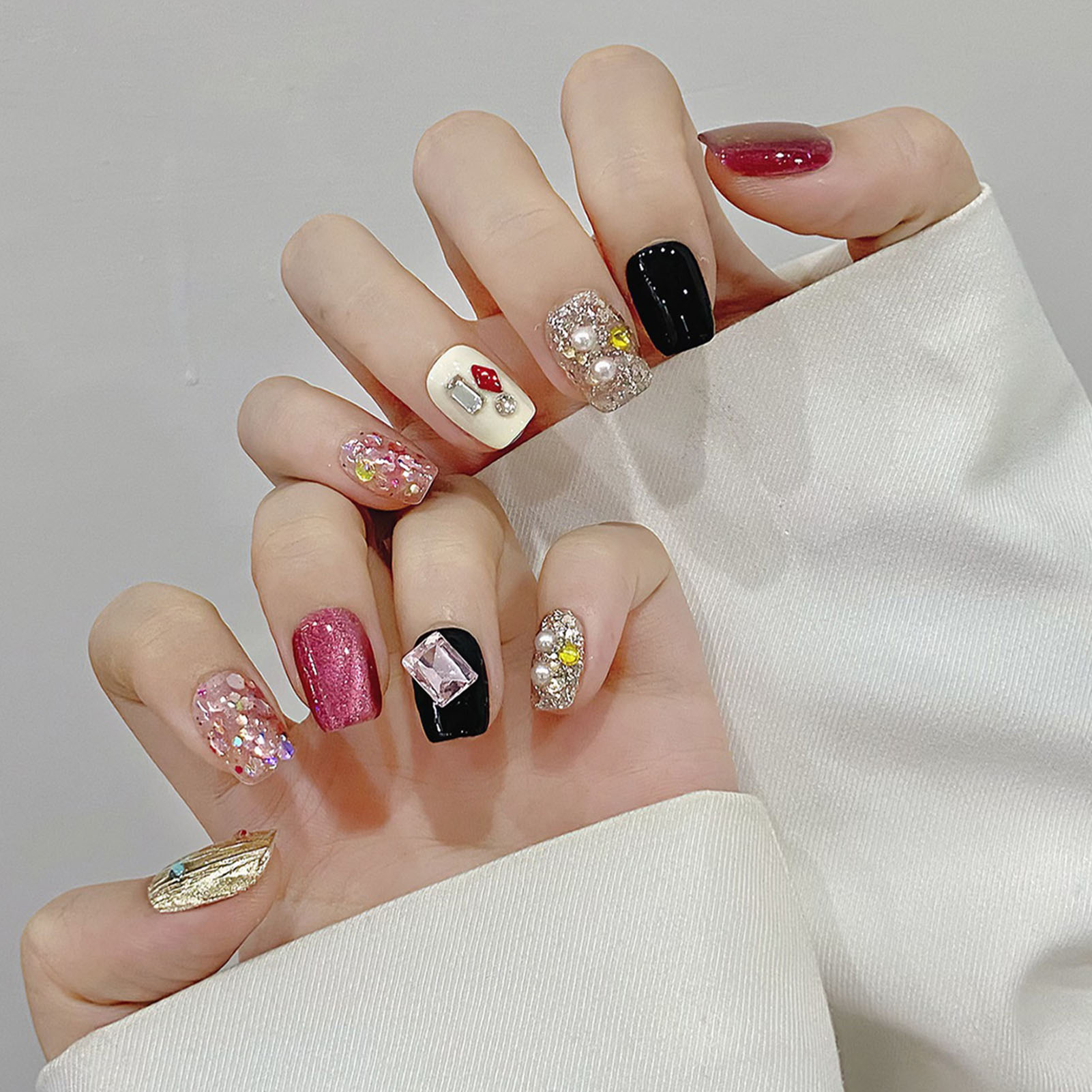 Handmade Press on Nails Glitte - Nail Art Gliter 评论和价格