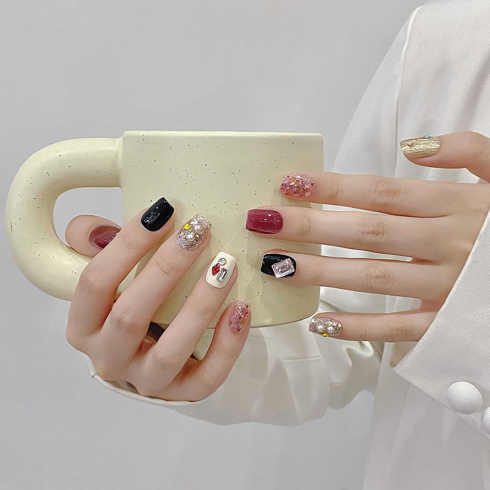Handmade Press on Nails Glitte - Nail Art Gliter 评论和价格